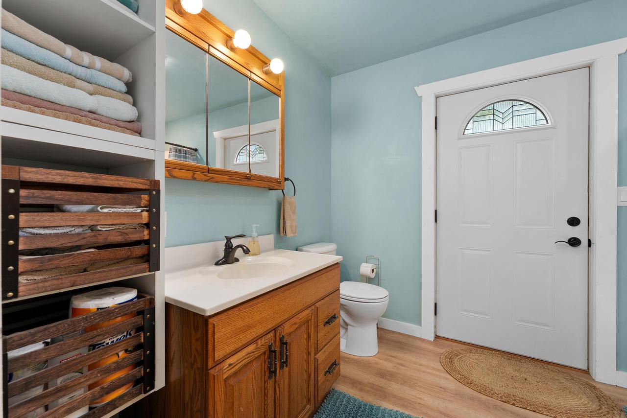 N9517 Thunderbird LANE