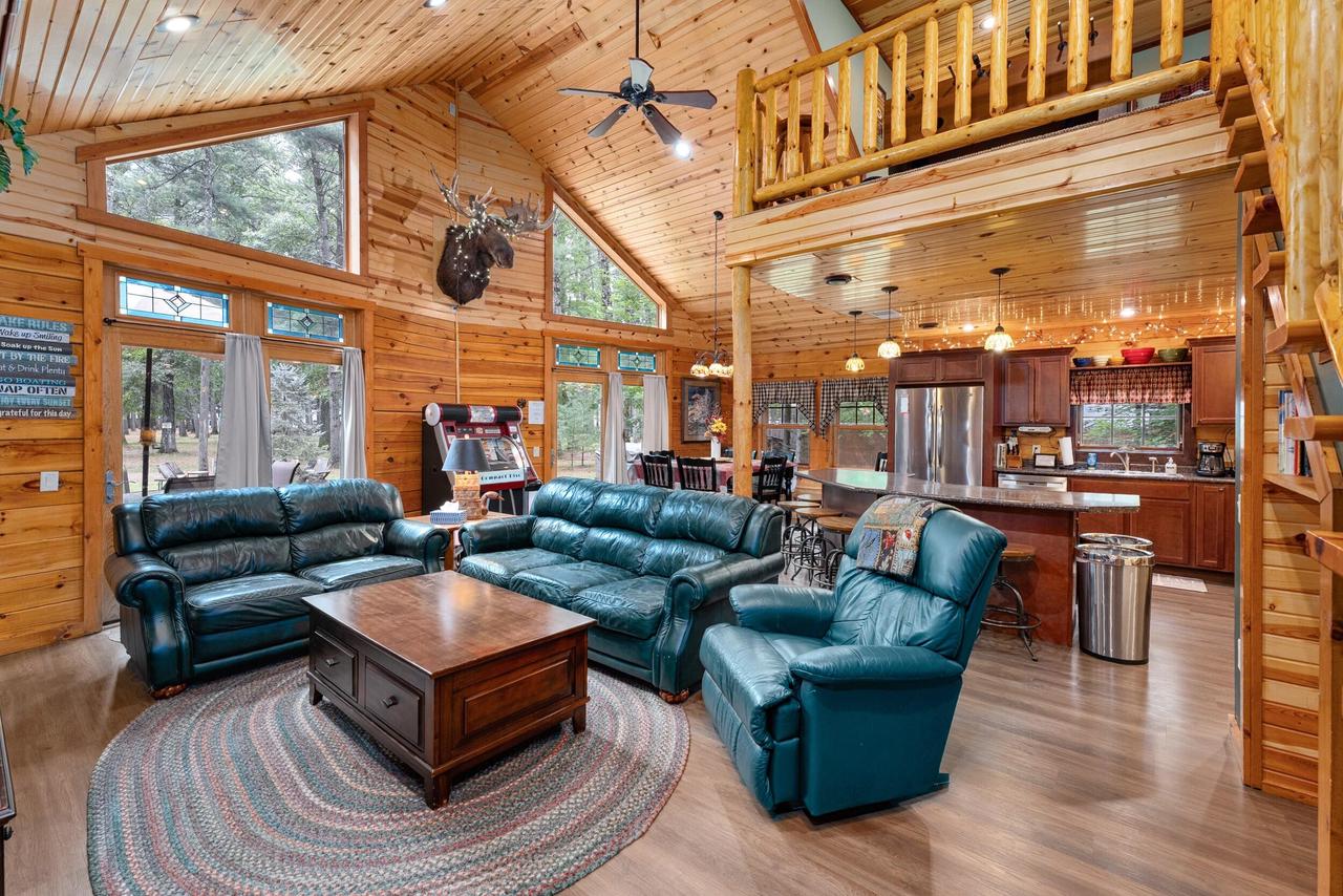 N9517 Thunderbird LANE