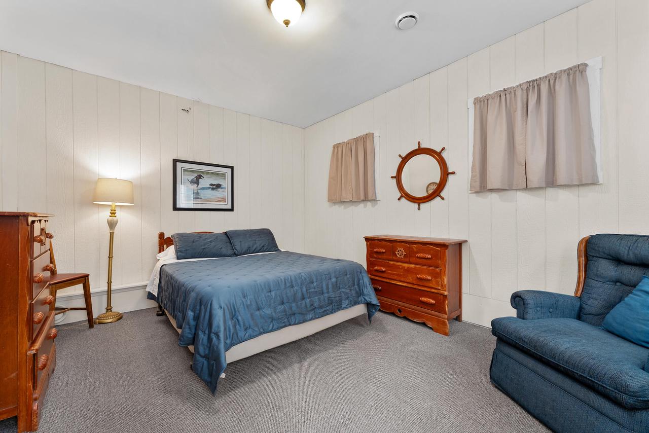 N9517 Thunderbird LANE