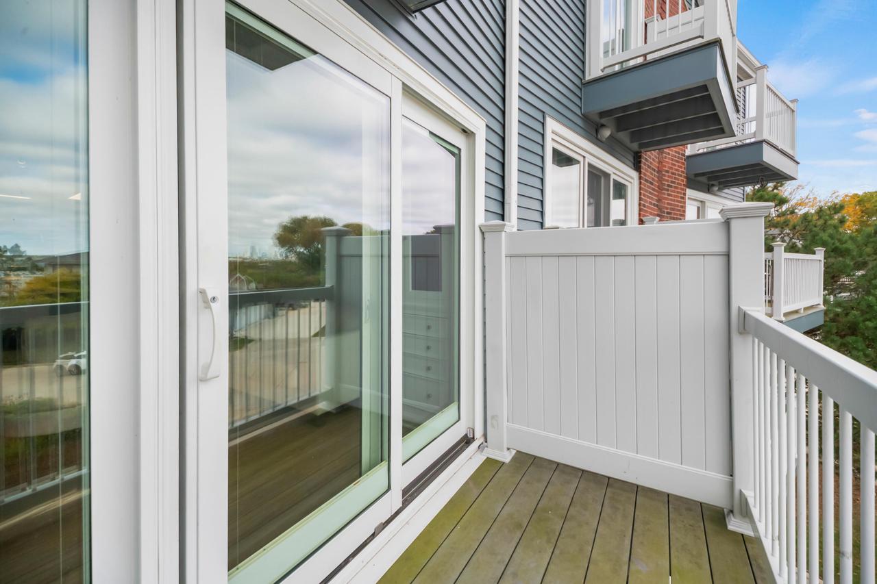 2702 South Shore DRIVE B