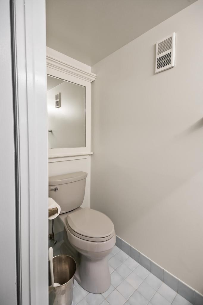 2702 South Shore DRIVE B