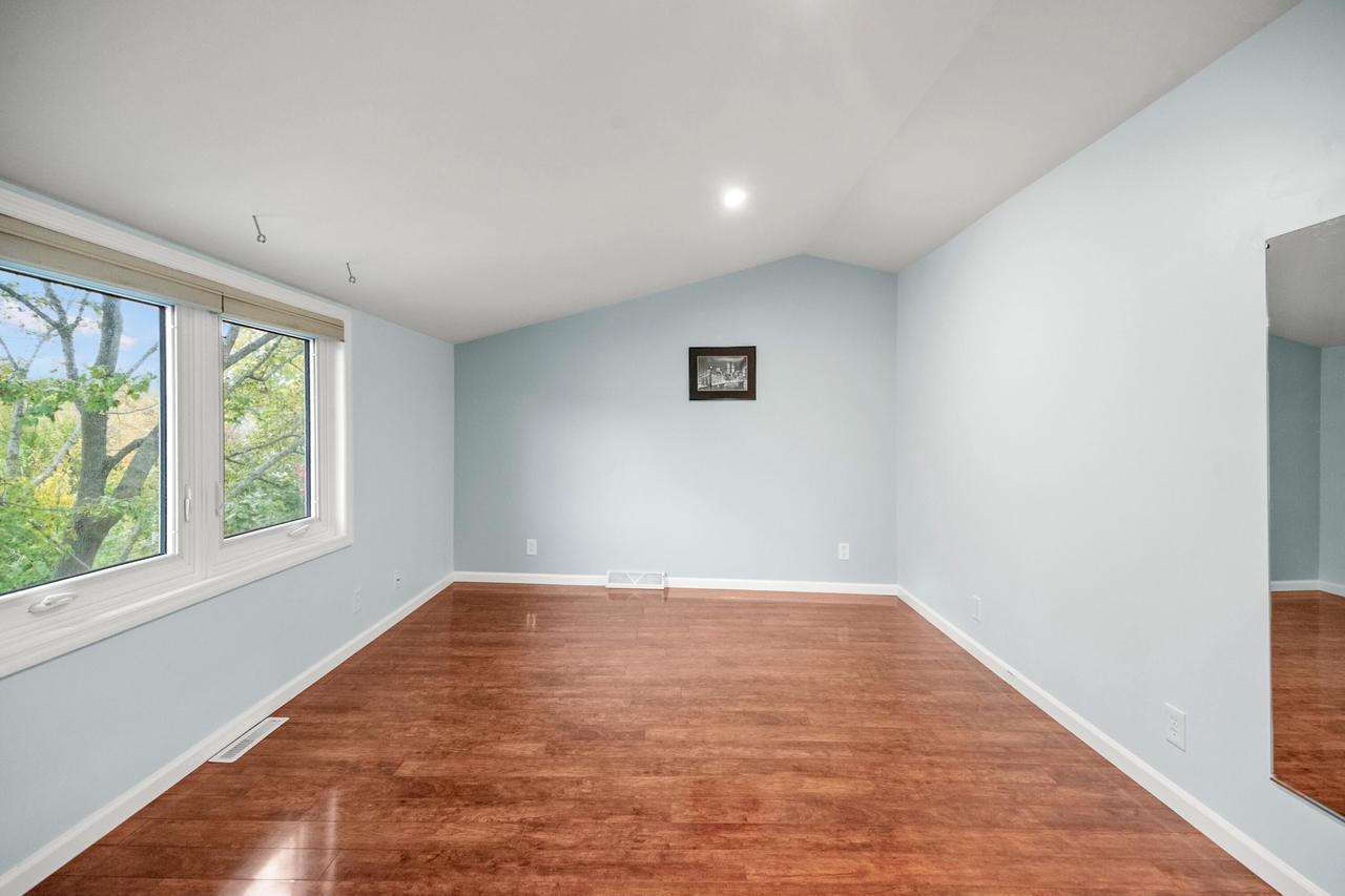 2702 South Shore DRIVE B