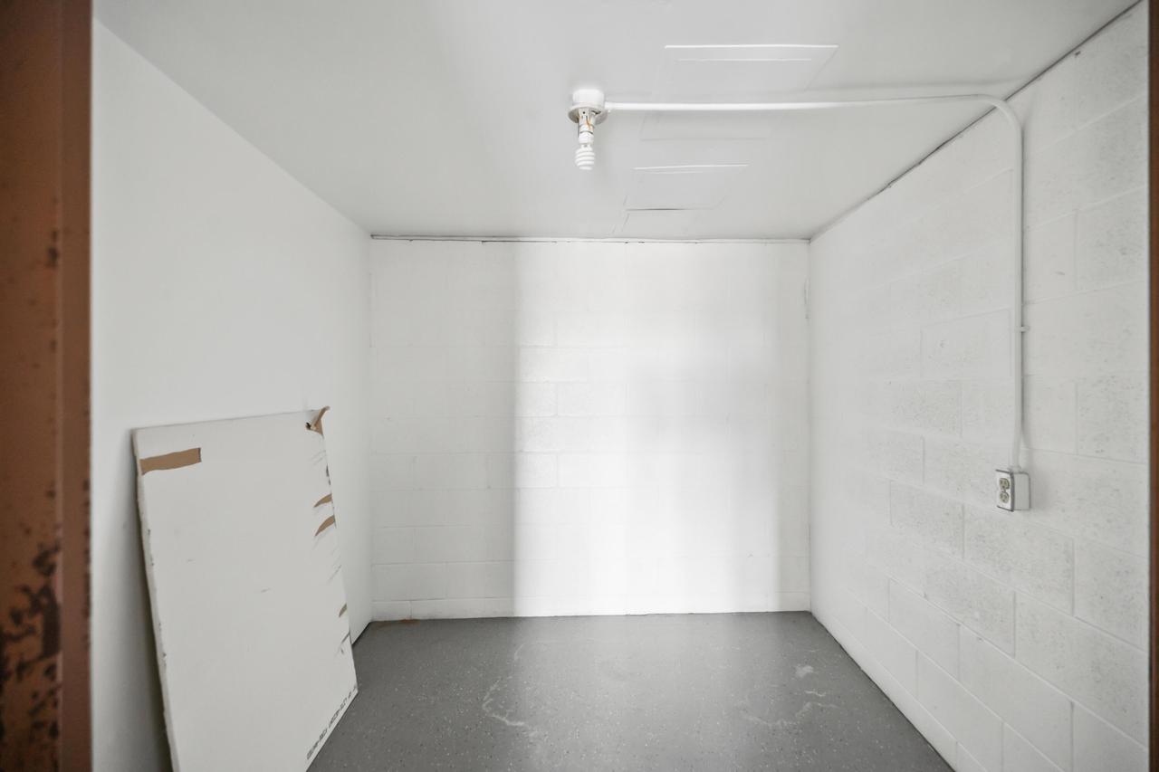 2702 South Shore DRIVE B