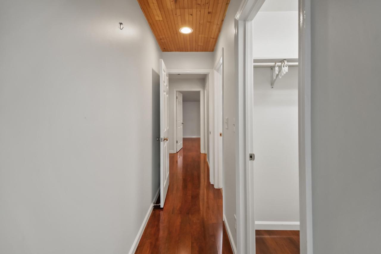 2702 South Shore DRIVE B