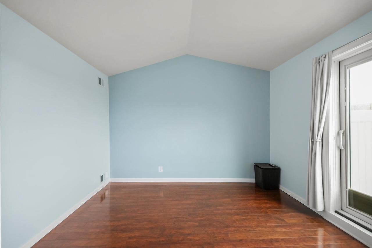 2702 South Shore DRIVE B