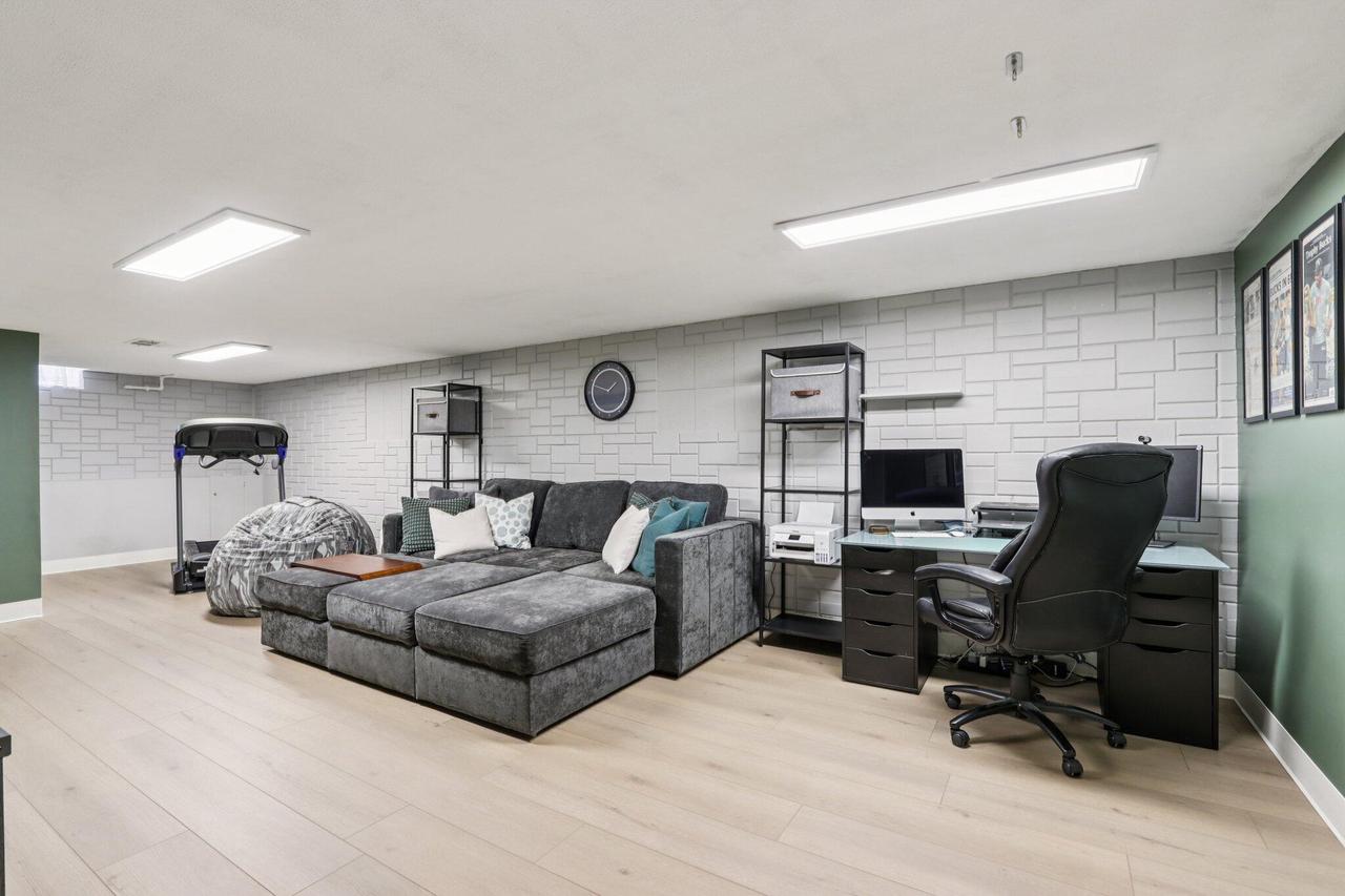 5405 North Lydell AVENUE