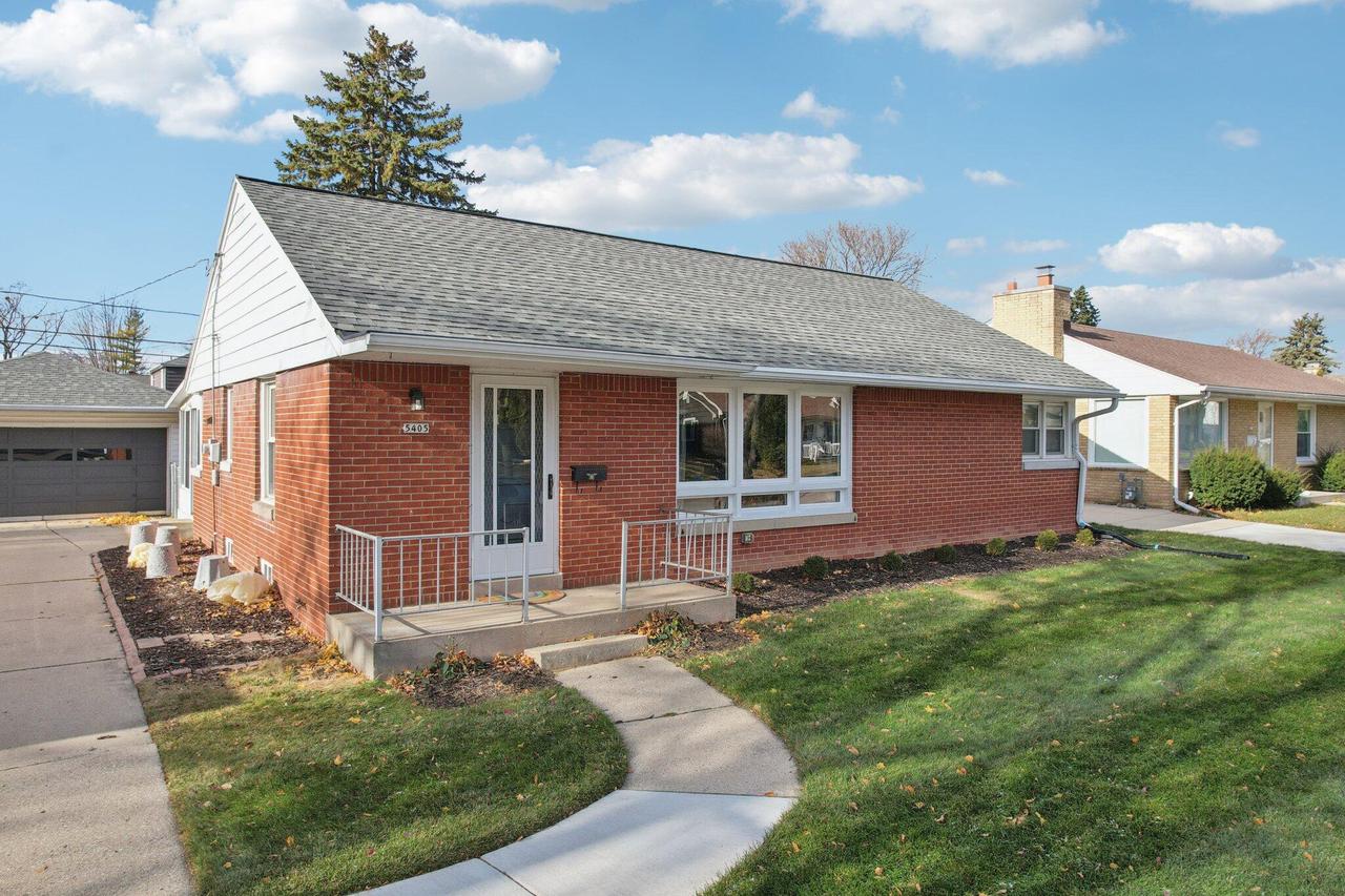 5405 North Lydell AVENUE