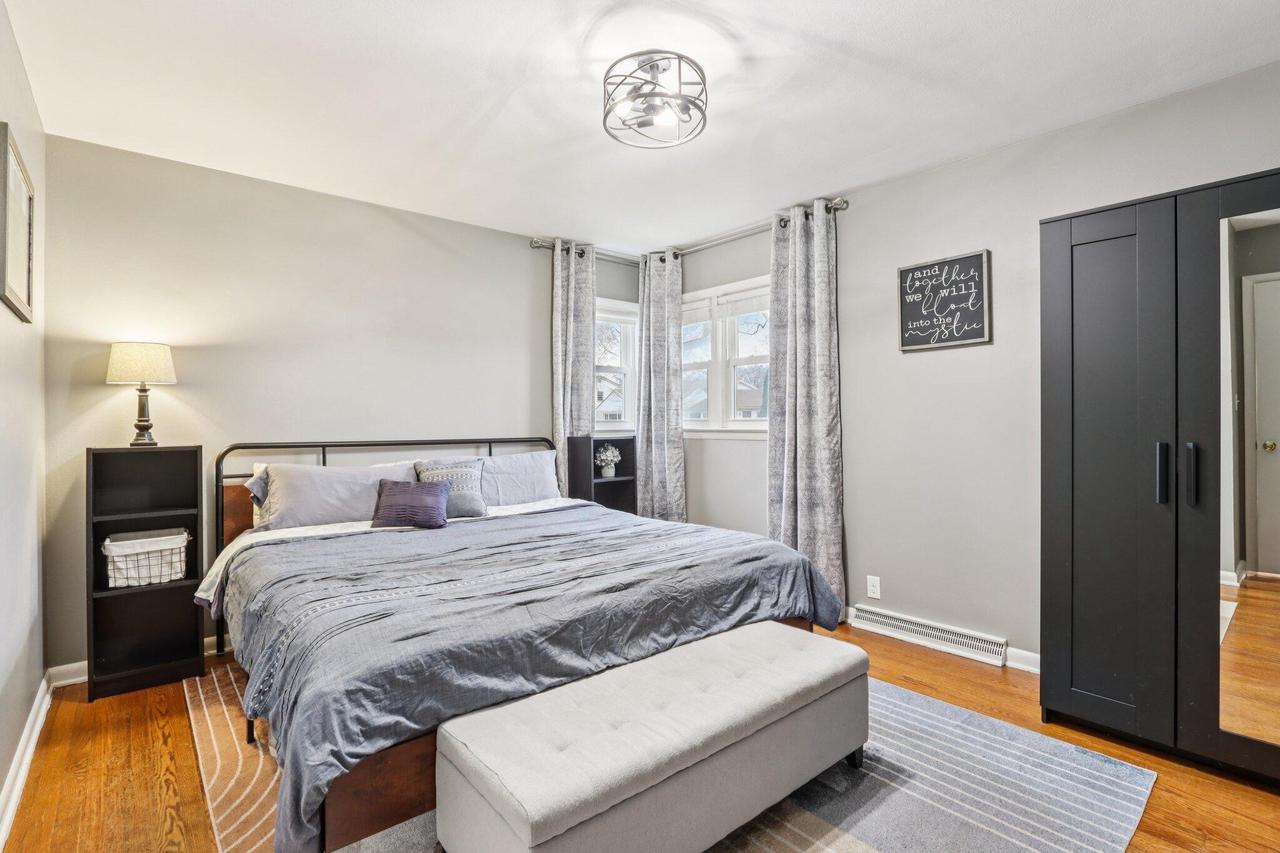 5405 North Lydell AVENUE