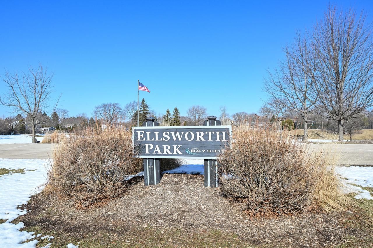 9001 North King ROAD