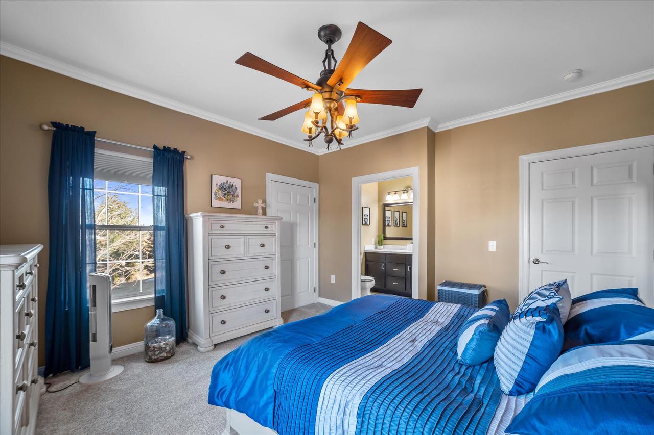 8526 South Bedford WAY