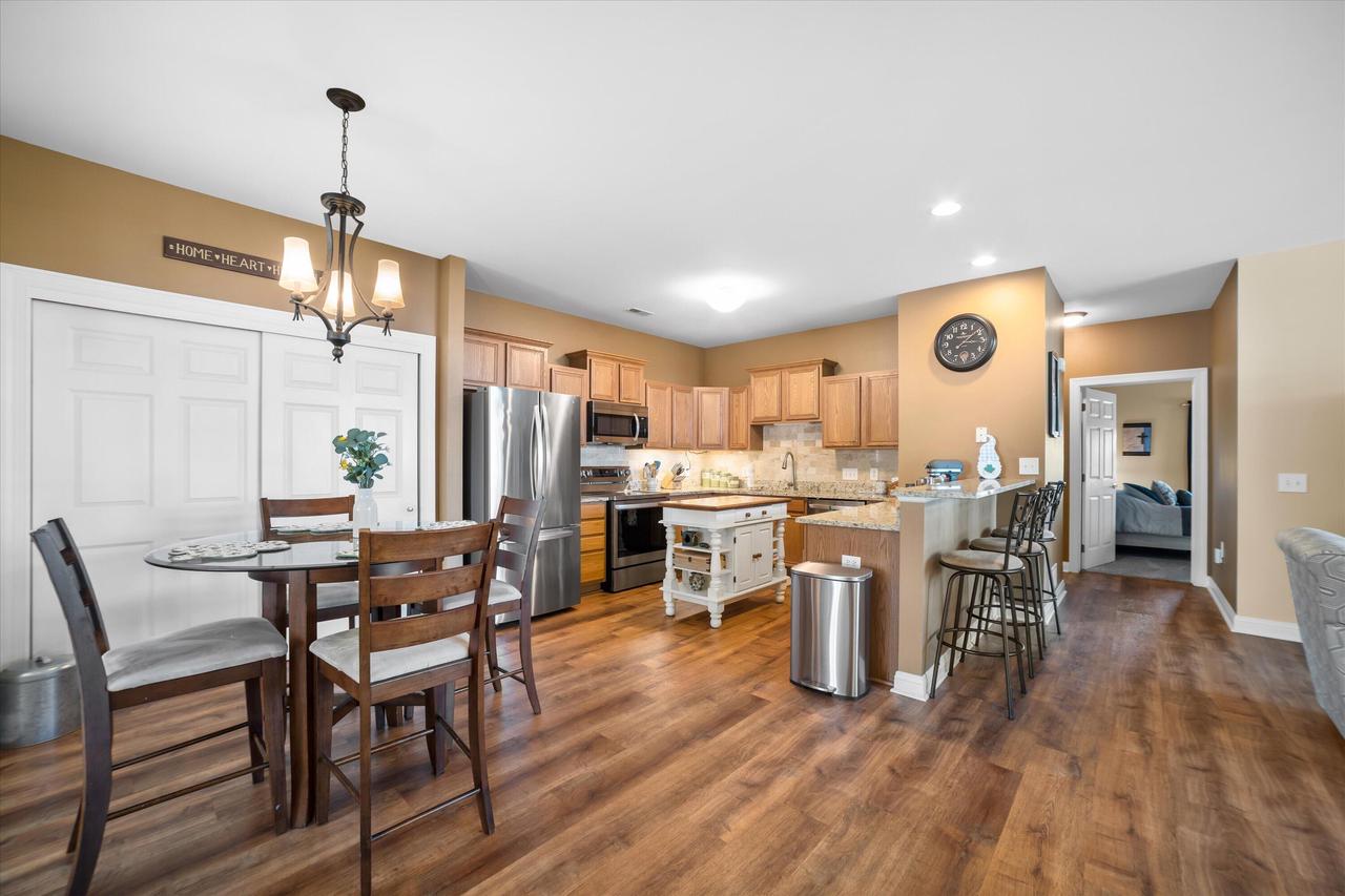 8526 South Bedford WAY