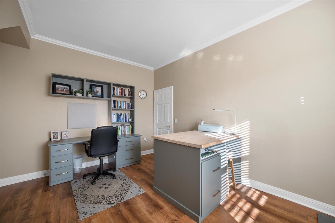 8526 South Bedford WAY