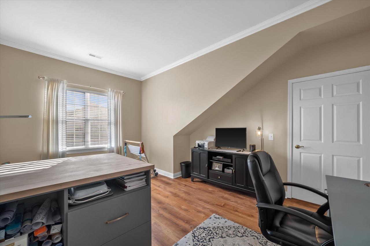 8526 South Bedford WAY