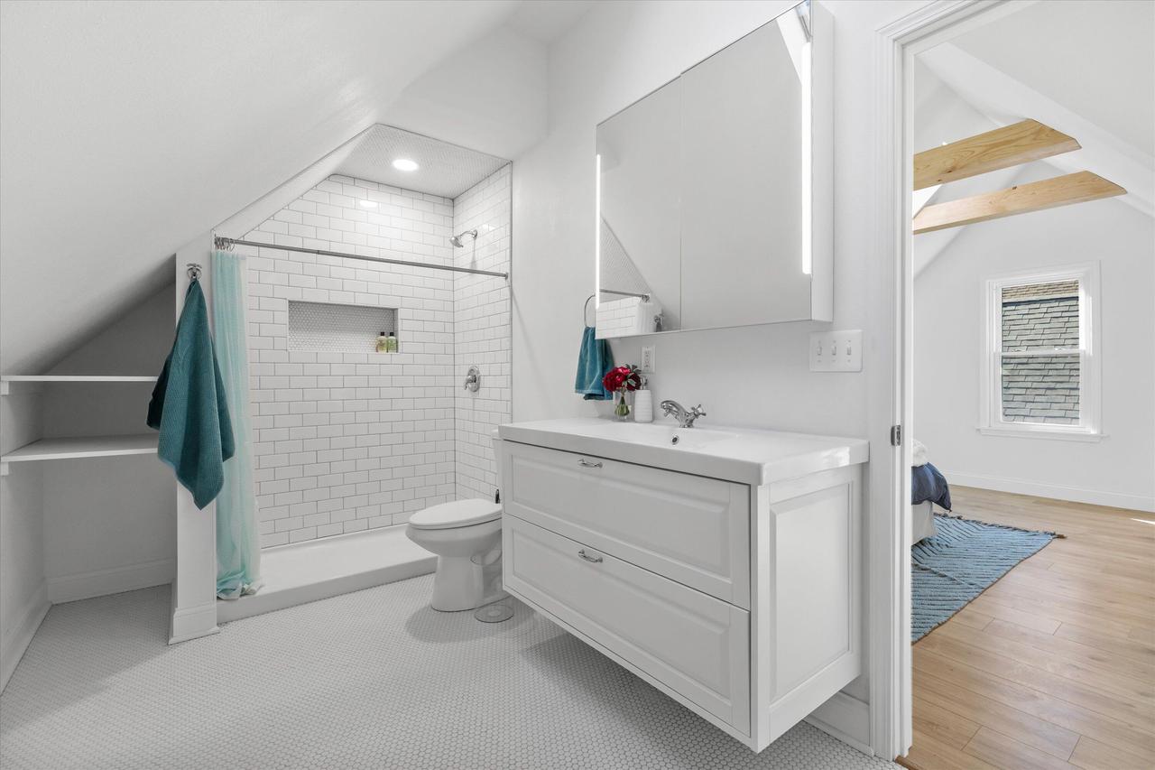 2742 South Greeley STREET