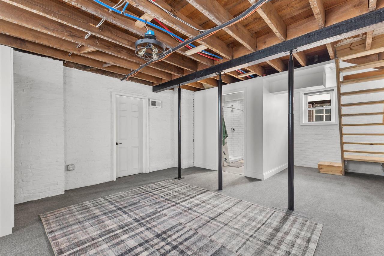 2742 South Greeley STREET