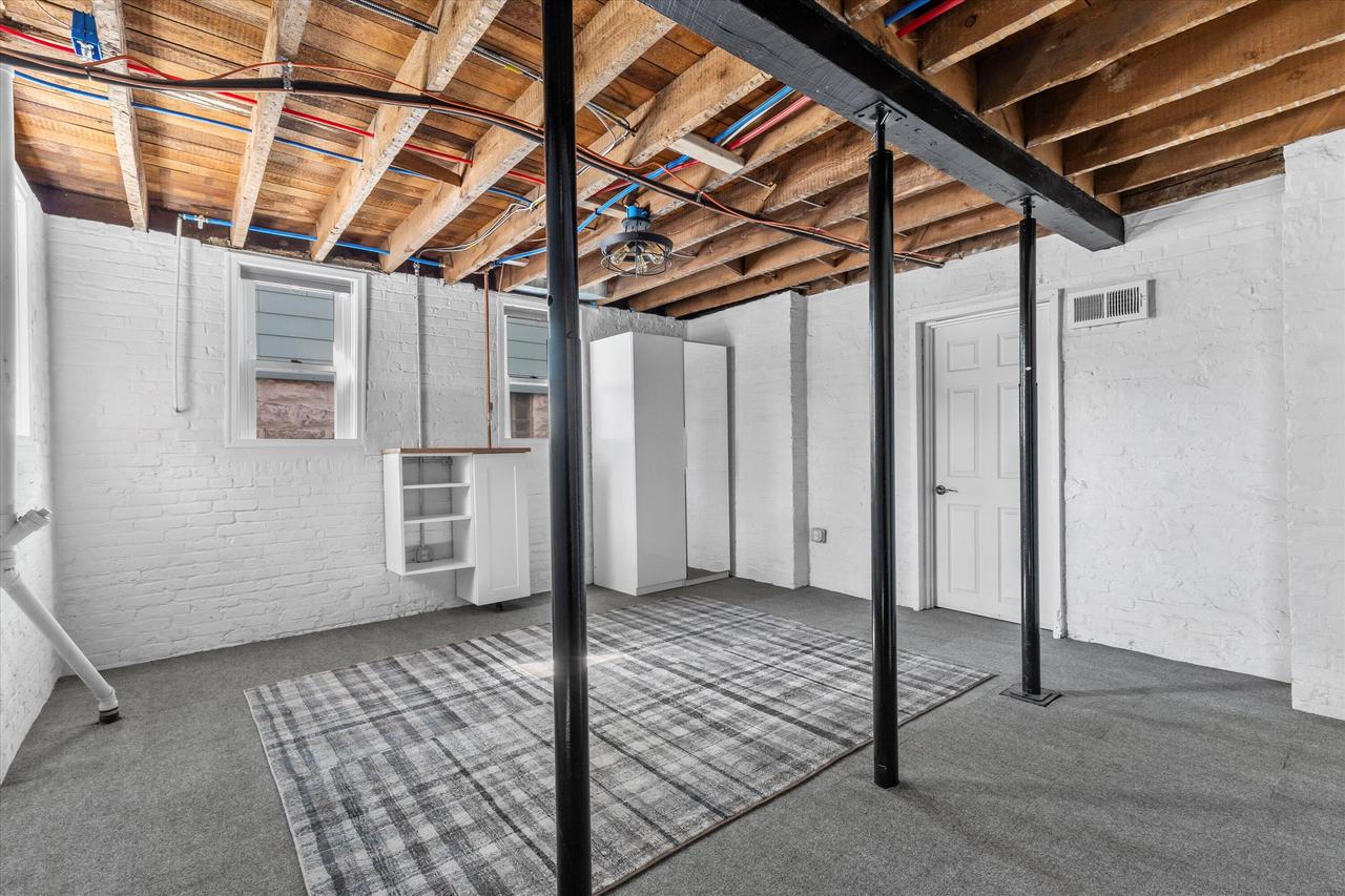 2742 South Greeley STREET