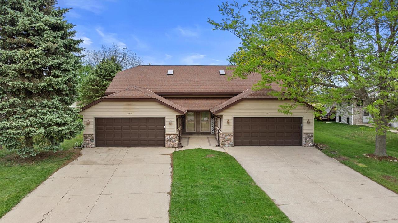 617 Wellington DRIVE 619