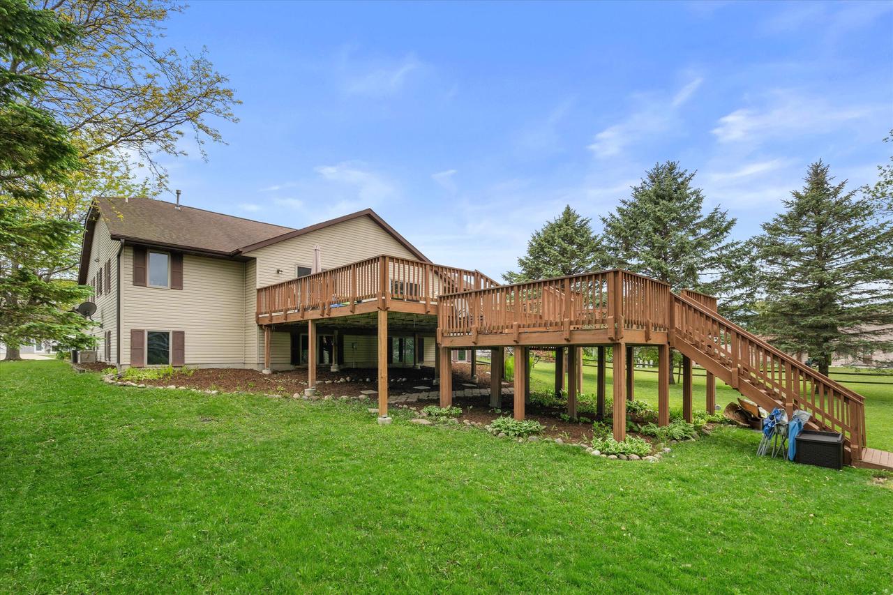 617 Wellington DRIVE 619