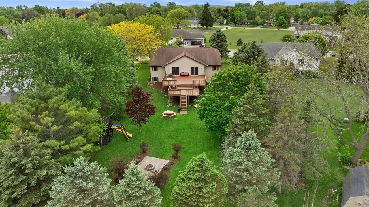 617 Wellington DRIVE 619