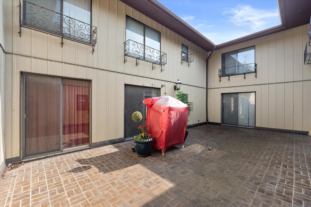 7931 S 68th STREET 401