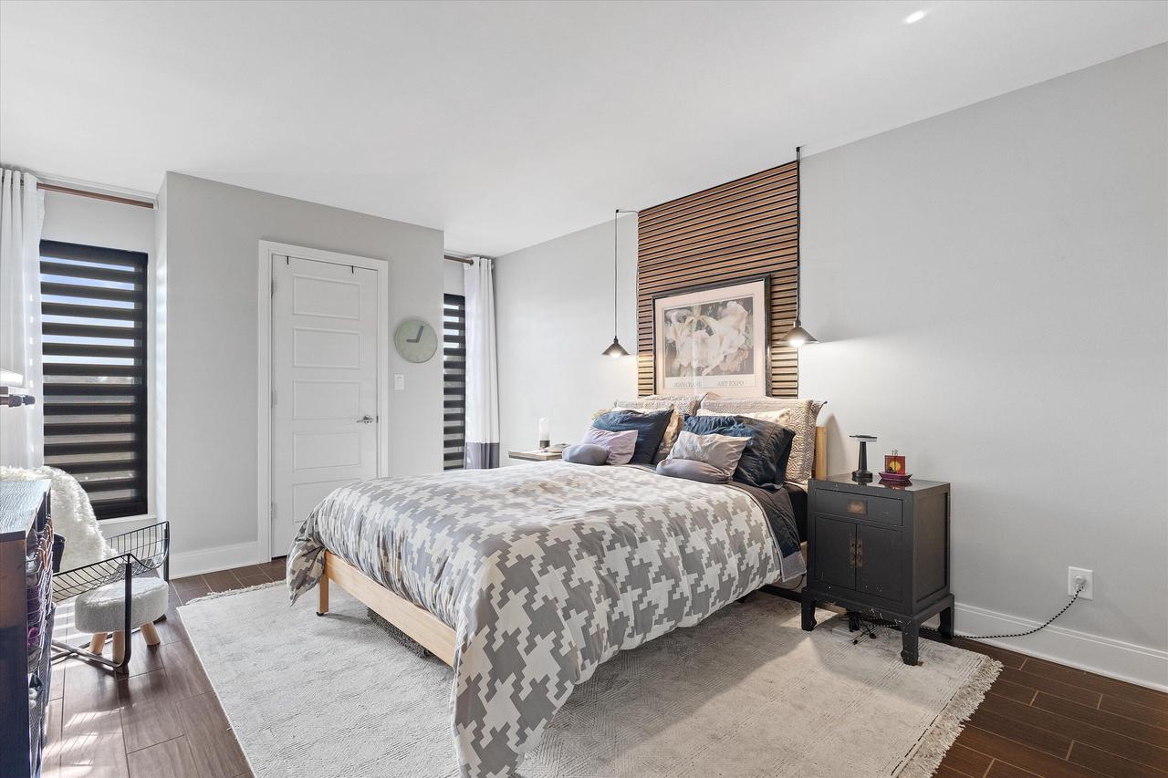 7931 S 68th STREET 401