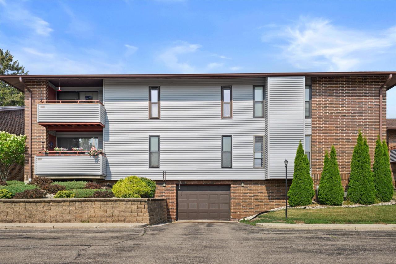7931 S 68th STREET 401