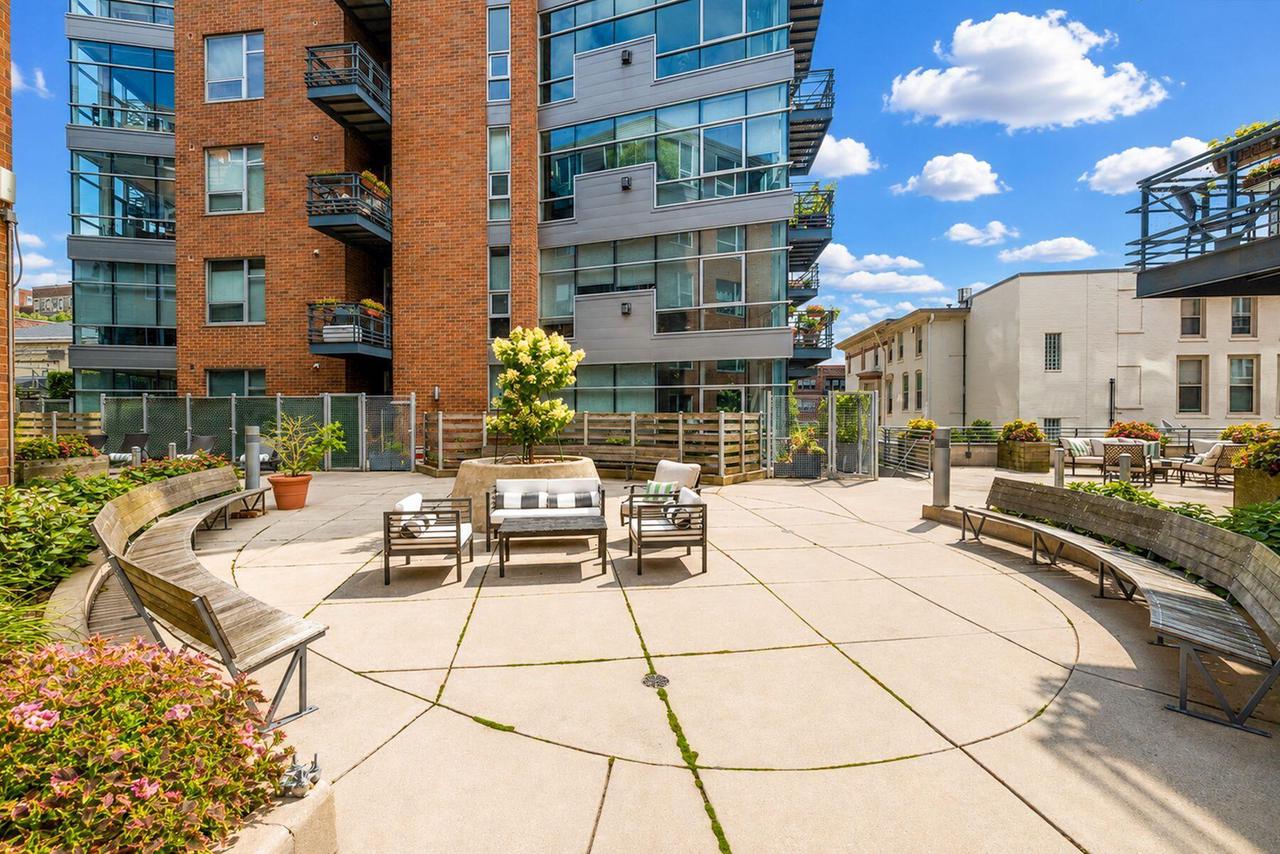 1111 N Marshall STREET 205