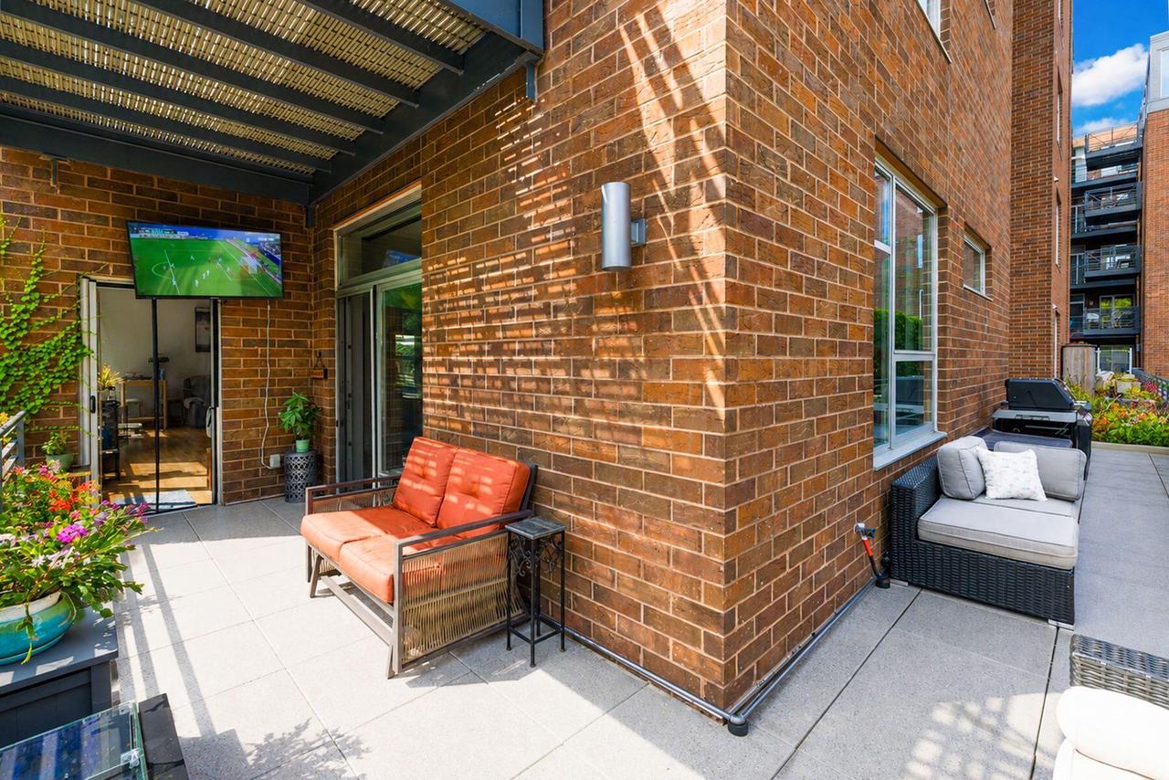 1111 N Marshall STREET 205