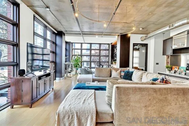 877 Island Ave Unit 206