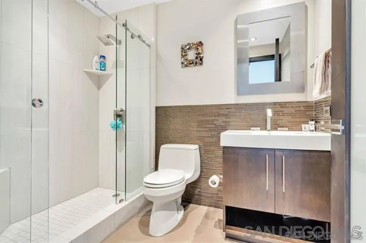 877 Island Ave Unit 206