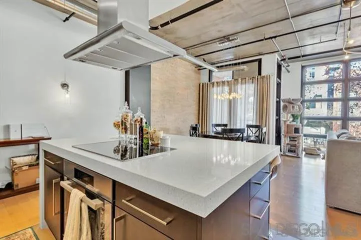 877 Island Ave Unit 206