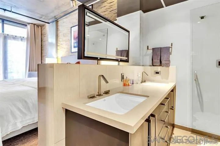 877 Island Ave Unit 206
