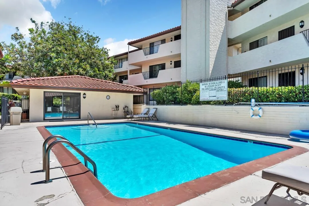 4245 Asher St Unit 64