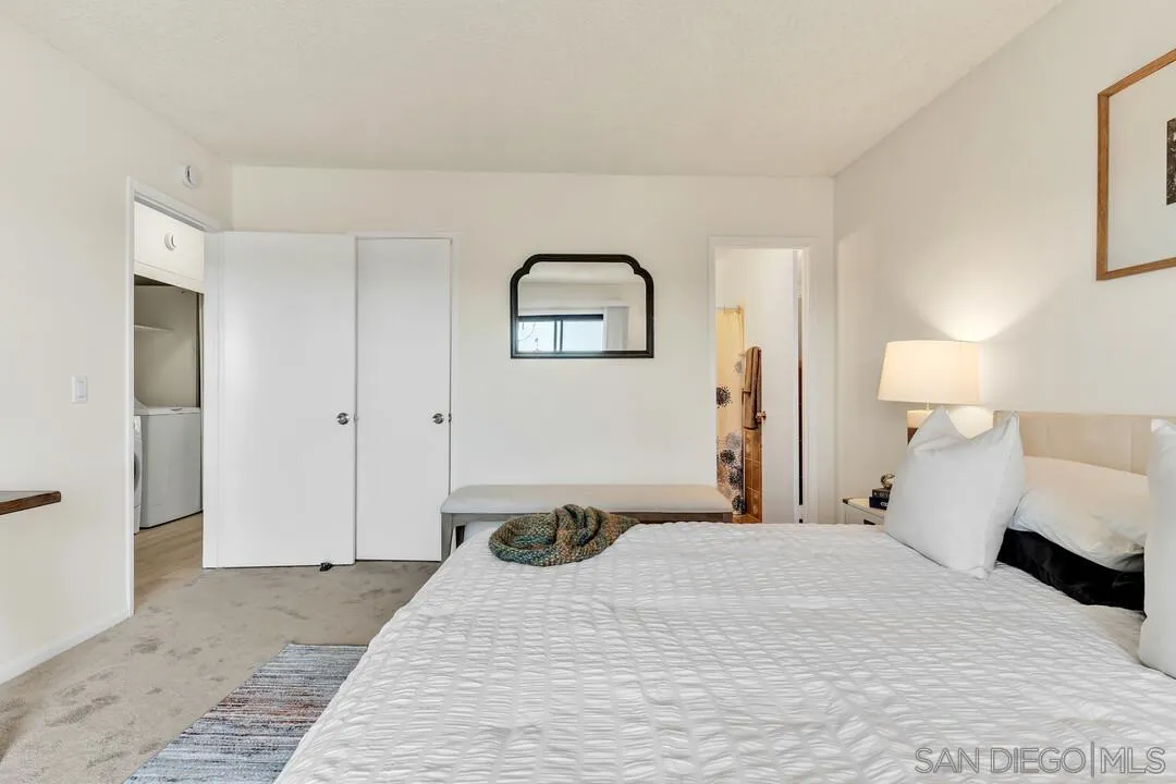 4245 Asher St Unit 64