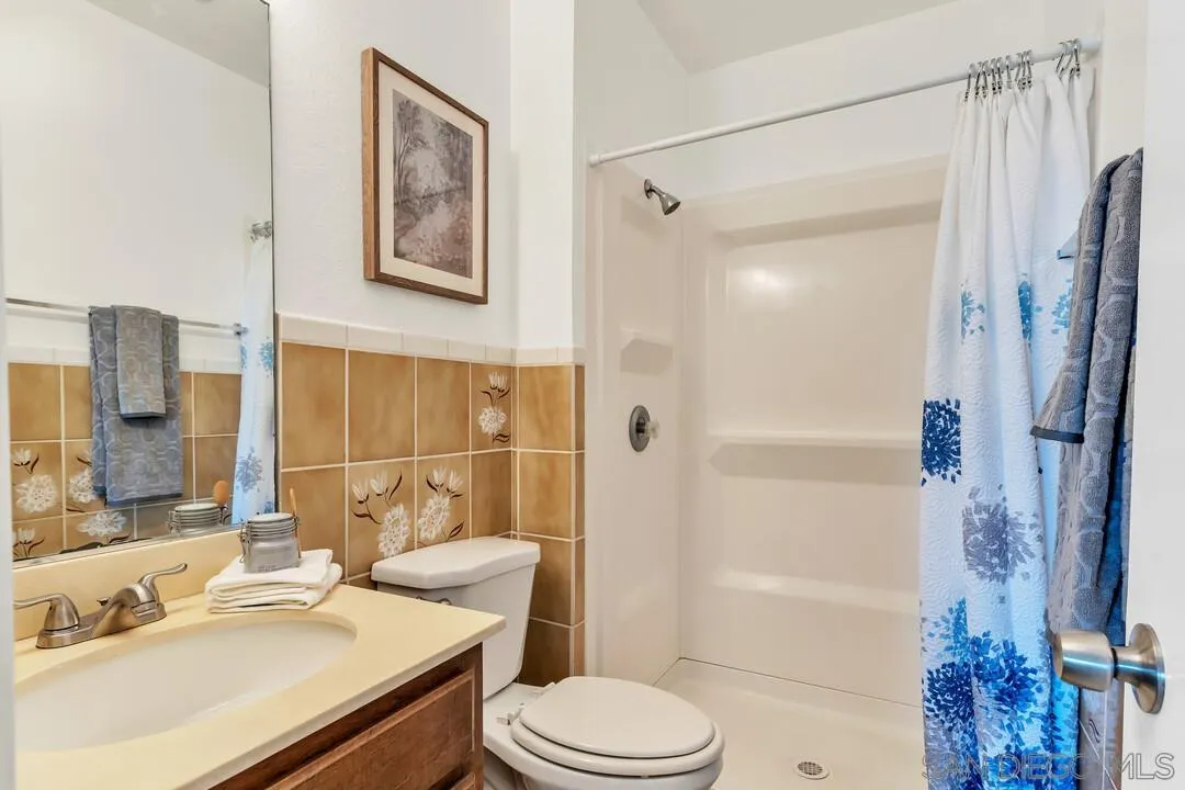 4245 Asher St Unit 64