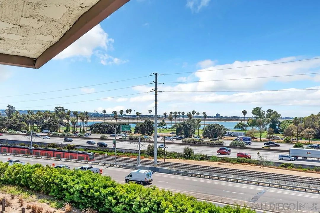 4245 Asher St Unit 64