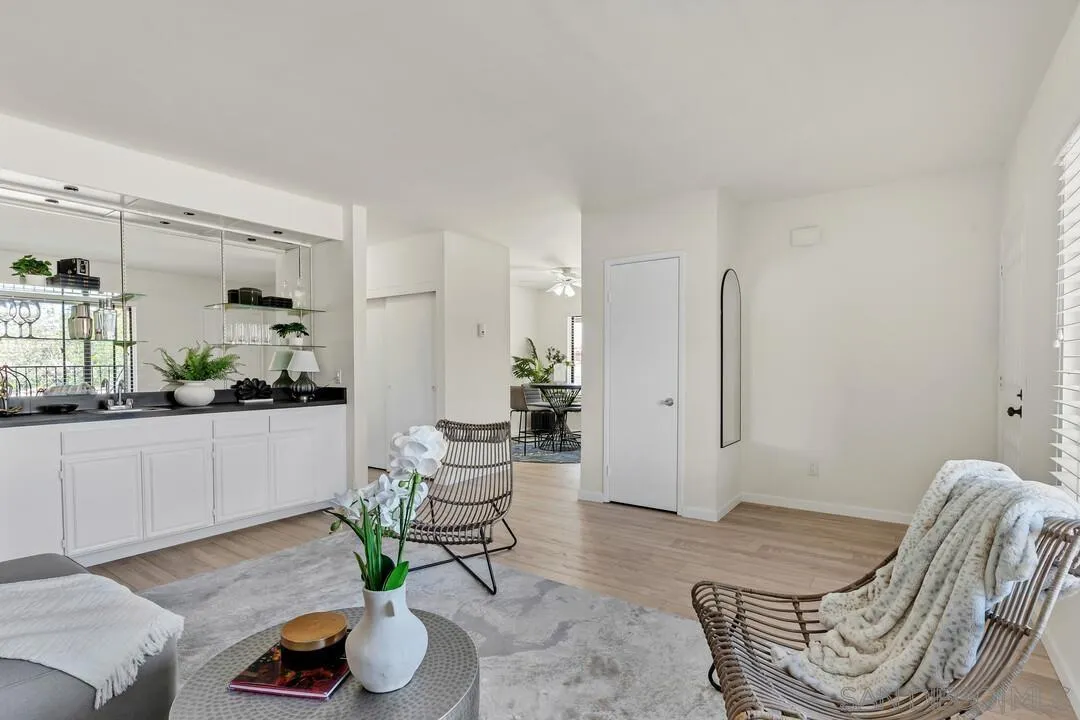4245 Asher St Unit 64