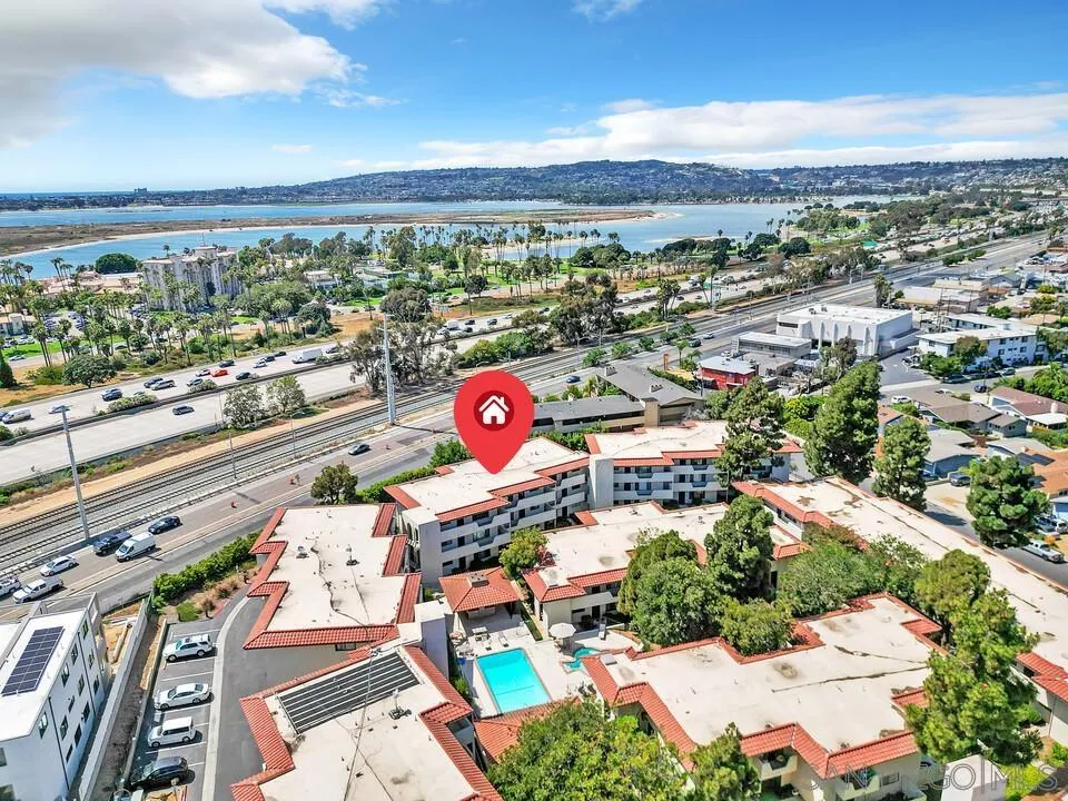 4245 Asher St Unit 64