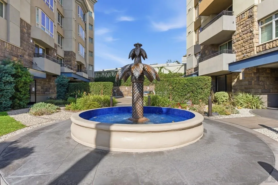 1480 Broadway Unit 2609