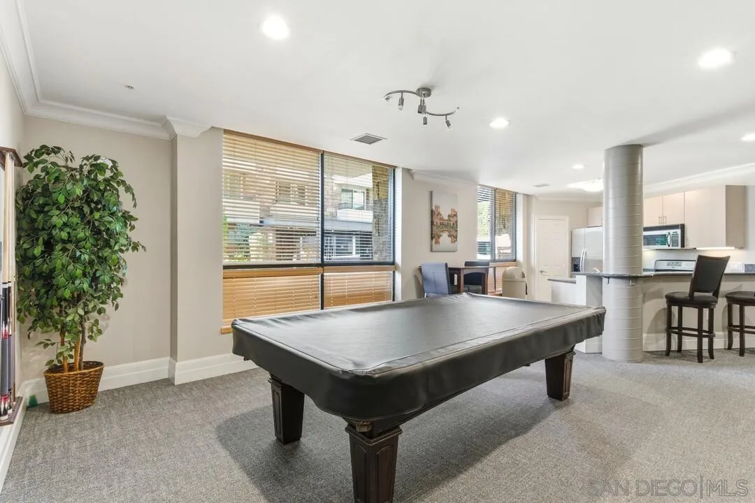 1480 Broadway Unit 2609