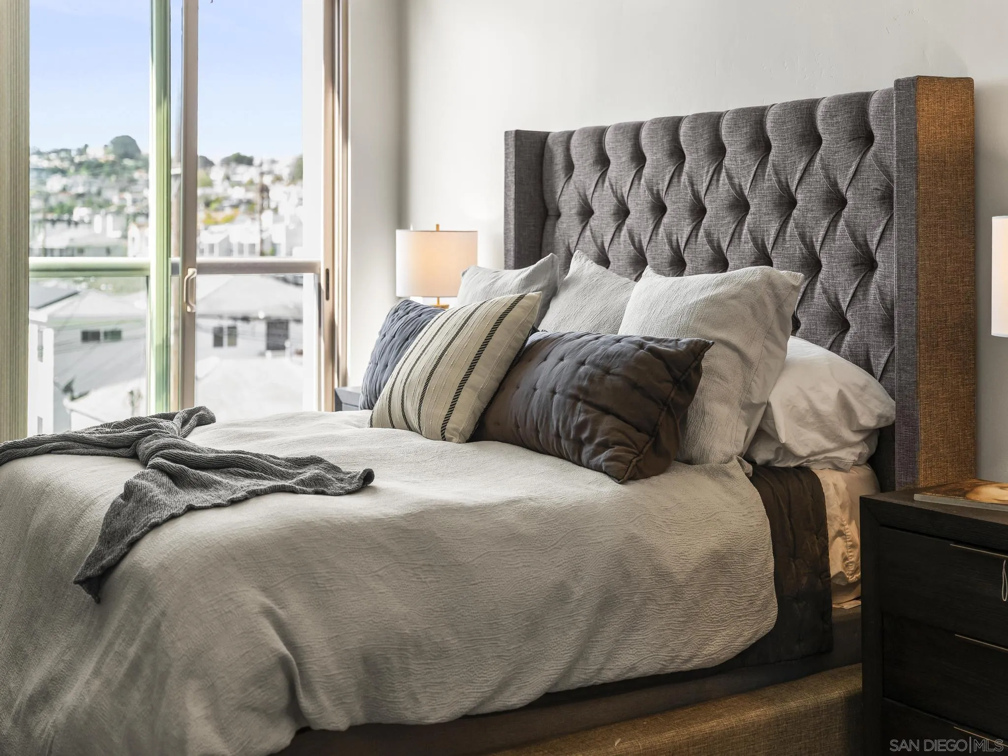 3030 Jarvis St Unit 2