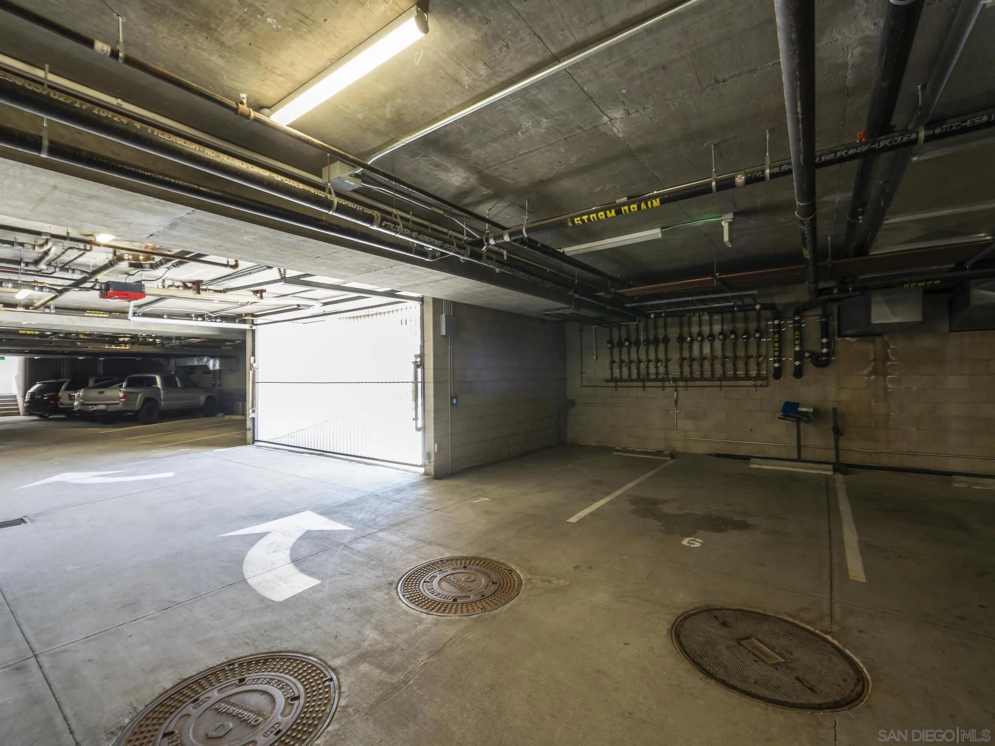 3030 Jarvis St Unit 2