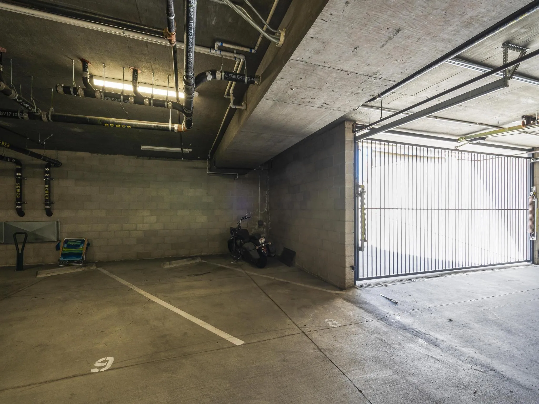 3030 Jarvis St Unit 2