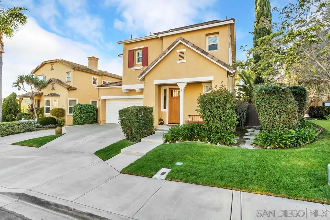 8218 Bryn Glen