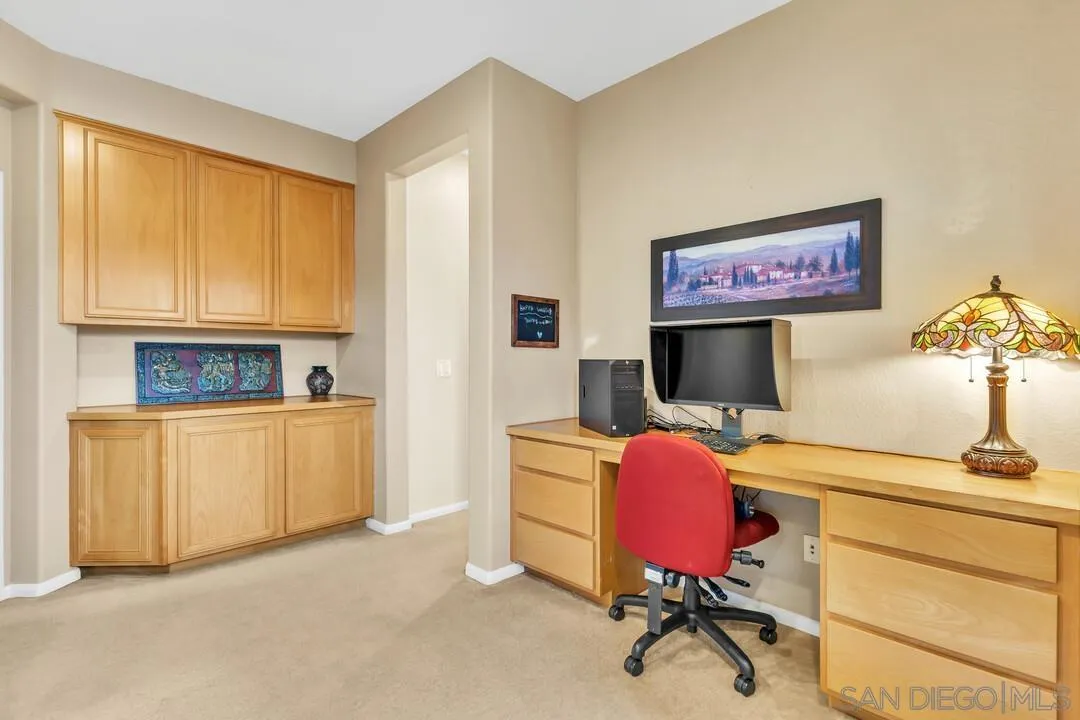 8218 Bryn Glen