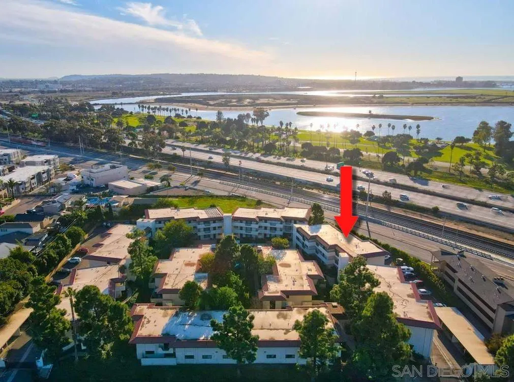 4245 Asher St Unit 64