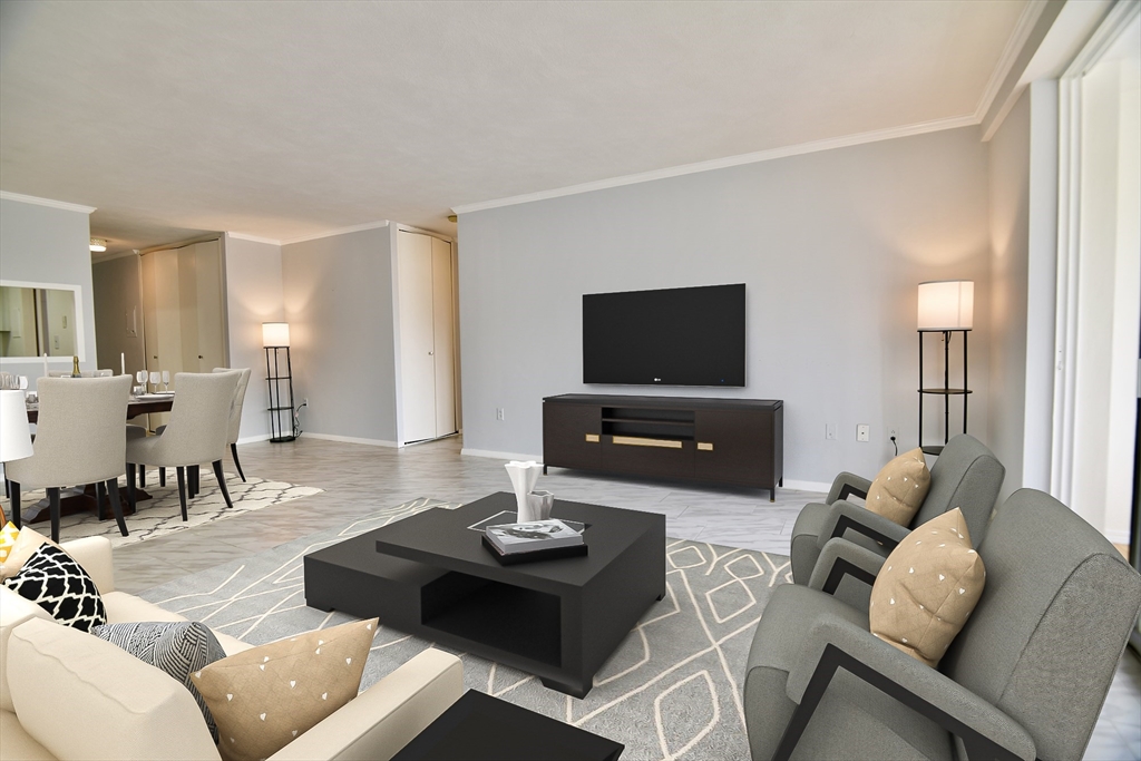 8 Whittier Pl # 12F
