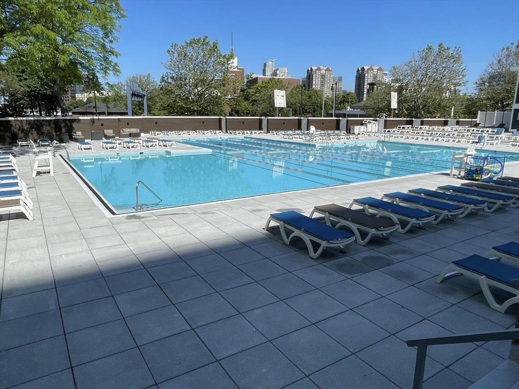 8 Whittier Pl # 12F