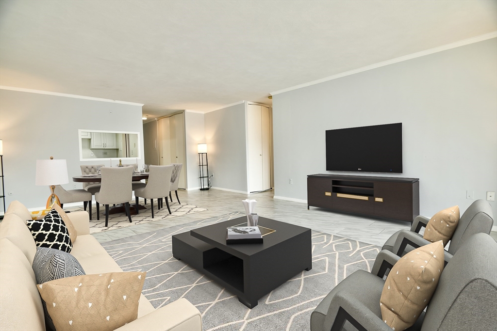 8 Whittier Pl # 12F