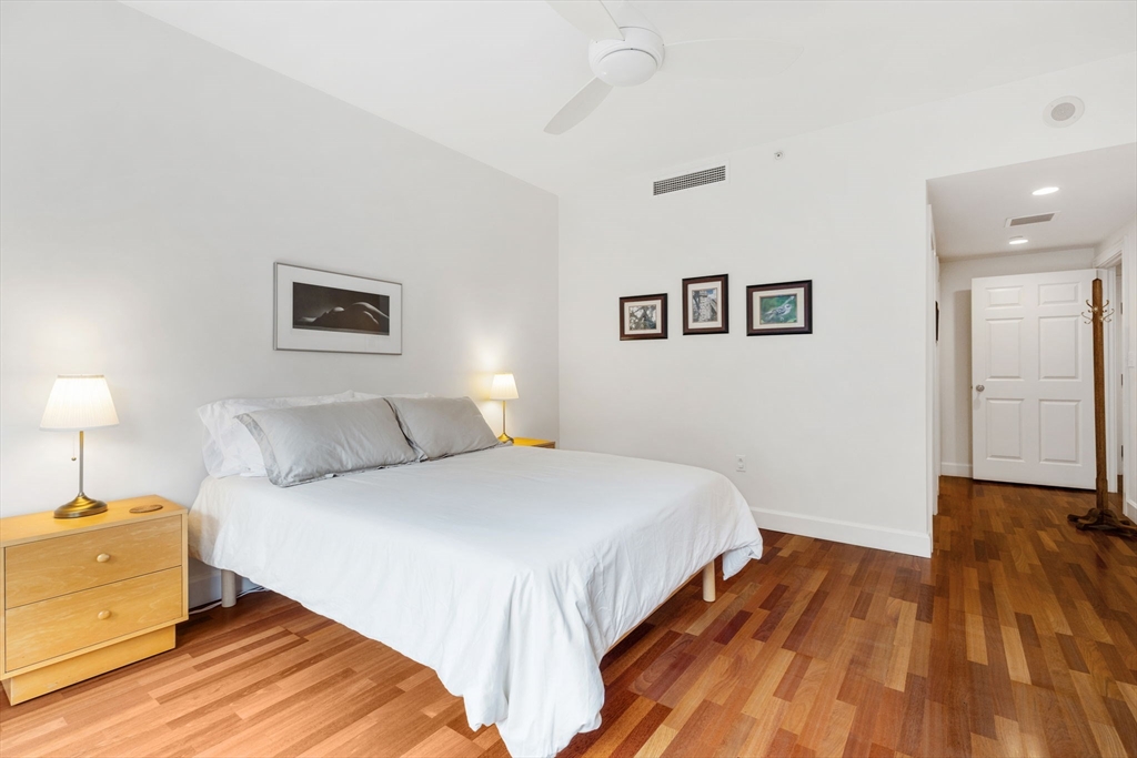 10 Bowdoin St # 20